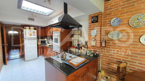 Manuel García 1000 - Núñez - Barrio River- 260 M2 Jardín