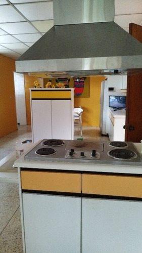 Casa En Venta Urb. Prados Del Este C-19856