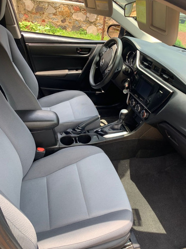 Imagen 6 de 8 de Toyota Corolla 2017