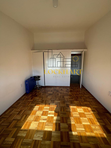 Local Comercial A Pasos Del Portones Shopping