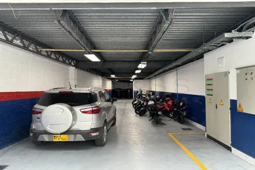 Edificio En Arriendo/venta En Chapinero Central. Cod A7408