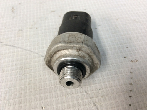 Sensor De Presion Inferior Motor Suzuki Aerio 2002-2007 2.3 (Usado)