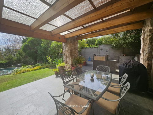 Broker Pinares 5d-5b-10 Estac-piscina