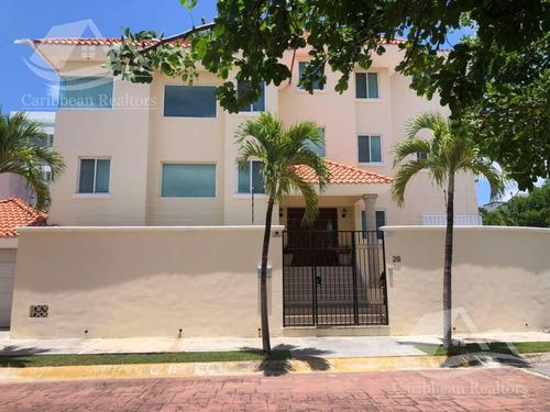 Casa En  Venta En Cancun Mrs6581