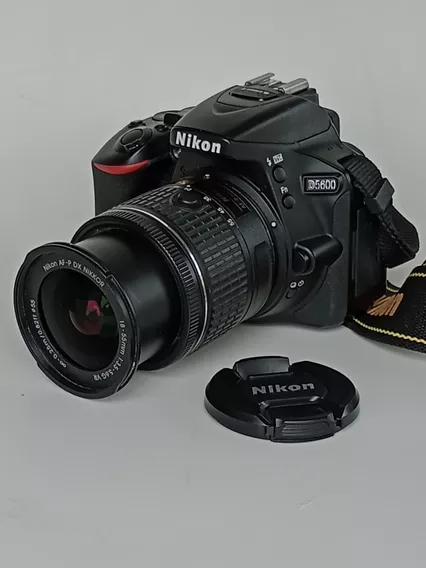 Nikon D 5600