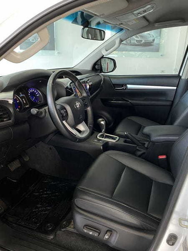 Imagem 12 de 13 de Toyota Hilux 2.8 Srx 4x4 2.8 Tdi 16v Diesel Aut 2018