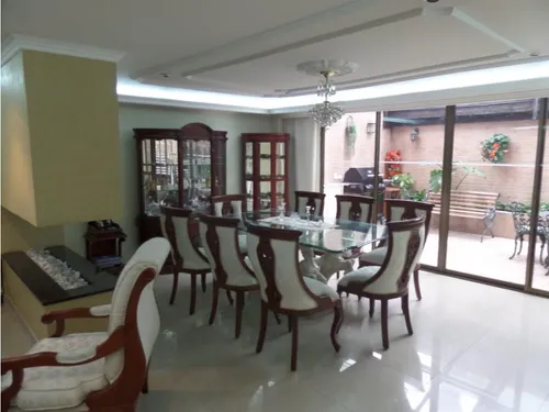 Vendo Lujosa Casa En La Esmeralda