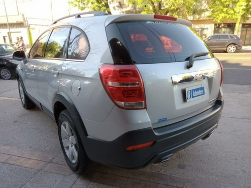 Chevrolet Captiva 2.4 Ls Mt 3 Filas Full