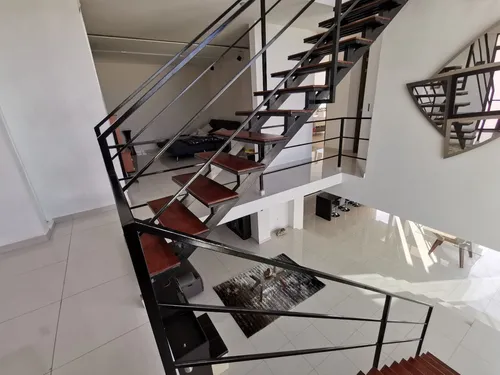 Preciosa Residencia De Autor En Los Cipreses, Vista Espectacular, Única !!