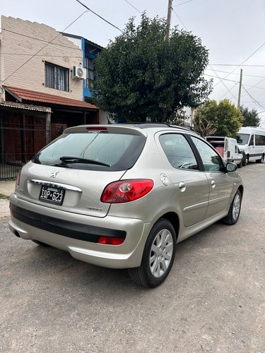 Peugeot 207 2.0 Sedan Xt Hdi