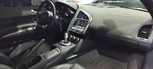 Imagen 14 de 15 de Audi R8 5.2 V10 Quattro 2011