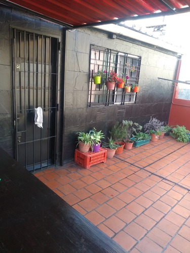Imagen 17 de 21 de Ph 4 Amb. Al Frente. Patio. Terraza. Garage. 2 Cocinas. 2 Baños. Ideal 2 Familias.