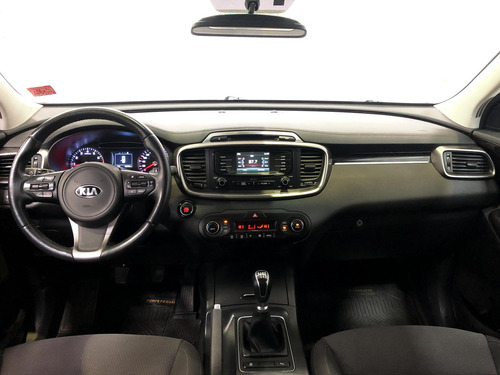 Kia Sorento 2.4 Ex 2wd 6mt