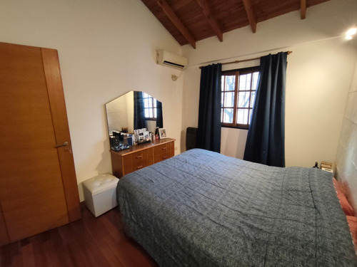 Venta/ph/4 Ambientes/aptocredito/cochera/patio/parrilla/permuta/liniers