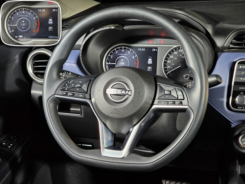 Nissan Versa 1.6 Advance Cvt