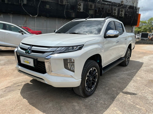 Mitsubishi L200 SPORTERO HPE 2.4