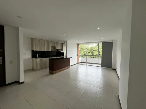 Apartamento En Arriendo En Cumbres. Cod A24055