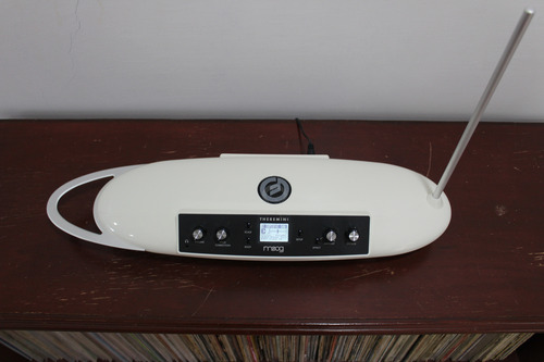Moog Theremini Blanco (Usado)