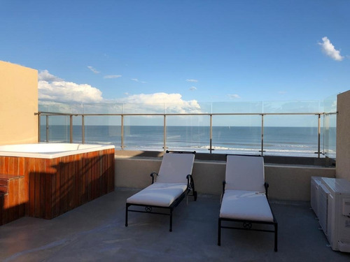 Imagen 22 de 30 de Venta Departamento Frente Al Mar Las Gaviotas Villa Gesell