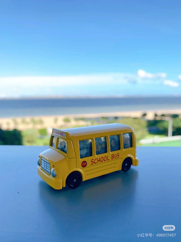 Snoopy Bus Autito Metal Peanuts 154 Dream Tomica Takara Tomy Amarillo