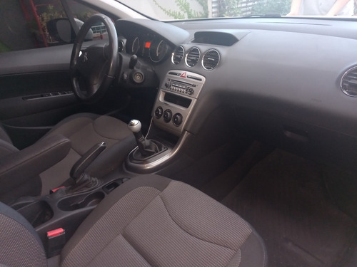 Peugeot 408 2.0 Allure Nav 143cv