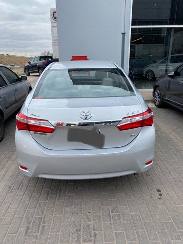 Imagen 5 de 8 de Toyota Corolla 2015 1.8 Xli Mt 140cv