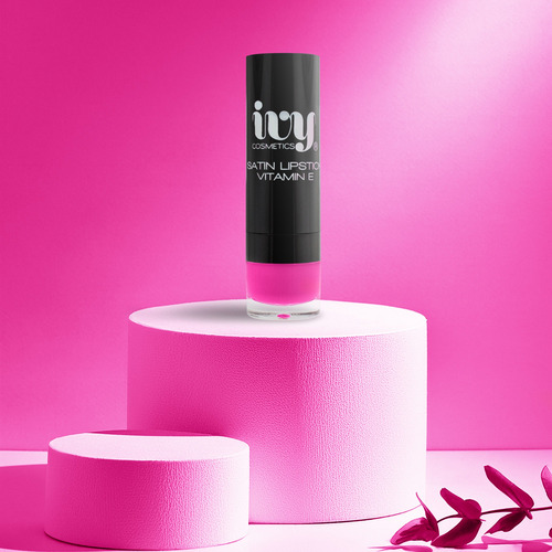 Labial Satinado Ivy Con Colageno Y Vitamina E Glam Romance