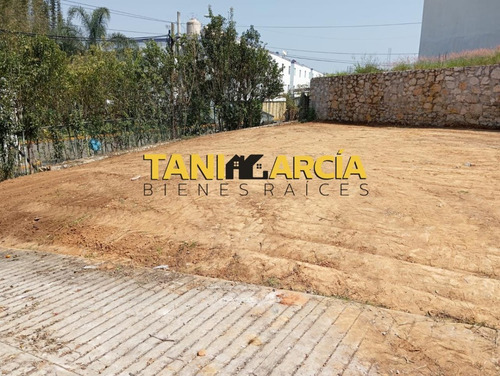 Vendo Terreno De 304 M2 Con Un 15% De Desnivel En Córdoba