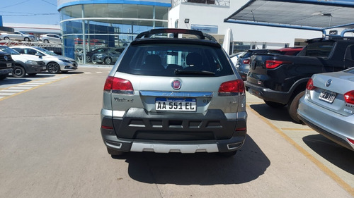 Imagen 6 de 17 de Fiat Palio Weekend 1.6 Adventure 16v 2016