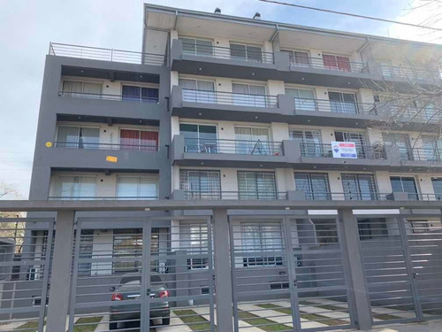 Venta- Depto 3 Ambientes Con Cochera - Con Expensas Bajas!