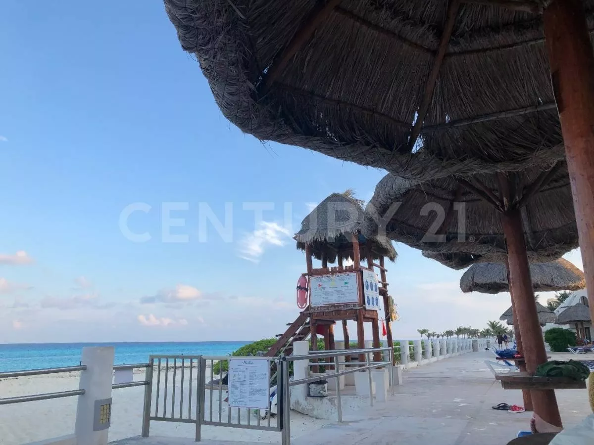 Departamento En Renta Vacacional Frente Al Mar En Cancun Zp0223