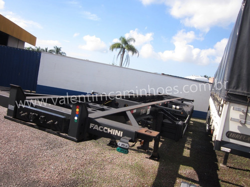 Imagem 3 de 9 de Carreta Facchini Porta Container Ls - 2018