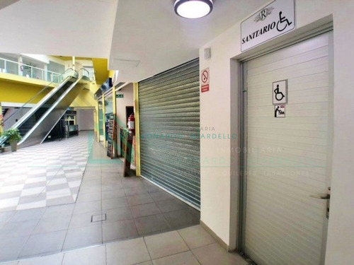 Imagen 4 de 28 de Montevideo - Locales Comerciales En Paseo De Compras Reus