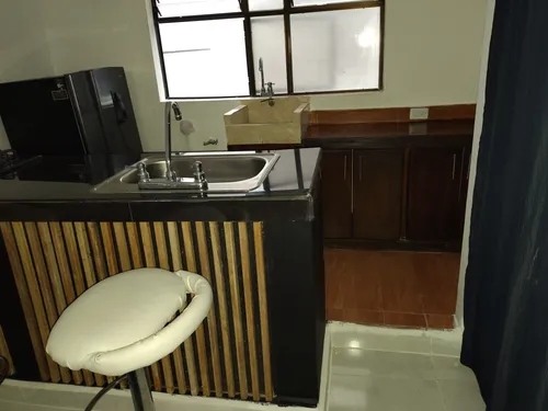 Alquilo Apartaestudio Amoblado Medellín.