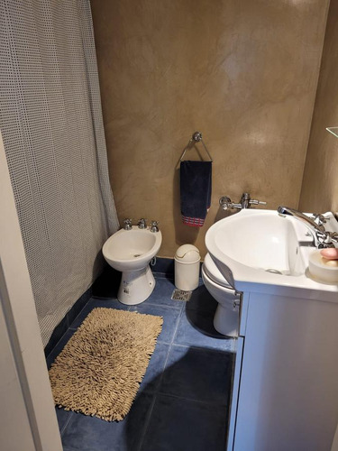 Alquiler Ó Venta! 2 Ambientes -a Media Cuadra De La Ub !
