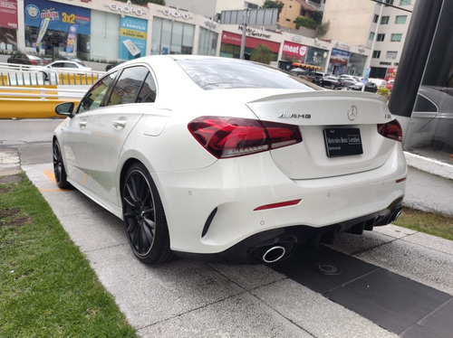 Imagen 4 de 13 de Mercedes Benz A35 Sedan 2020