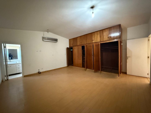 En Venta Casa En Guaparo Calle Cerrada En Valencia