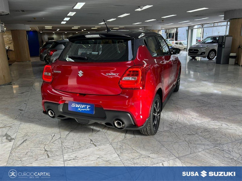 Imagen 6 de 25 de Suzuki Swift Sport 2023 Rojo/negro 0km 2023 Rojo 0km