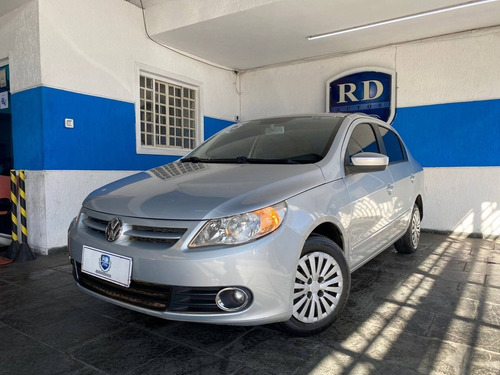 Imagem 6 de 15 de Volkswagen Voyage 1.0 Mi 8v Flex 4p Manual 2012 Prata