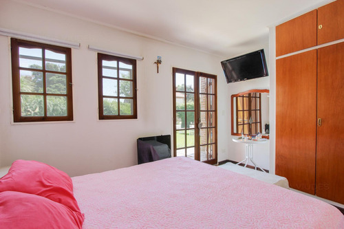 Venta De Casa 5 Ambientes En Banco Provincia - Zona Golf, Moreno