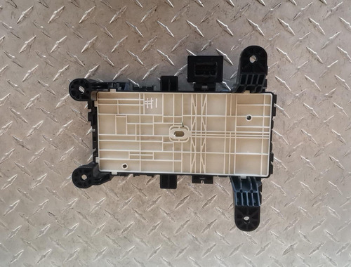 Caja Fusibles Suzuki Grand Vitara 2.7l Mod 2006 Al 2012 (Usado)