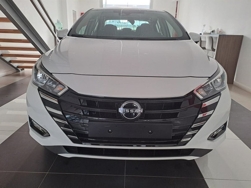 Imagen 1 de 15 de Nissan Versa New Versa Advance Tm Fase Ii 1.6 2023 0km
