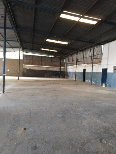 Imagen 7 de 8 de Se Alquila Galpón 1000m2 Mariches 10