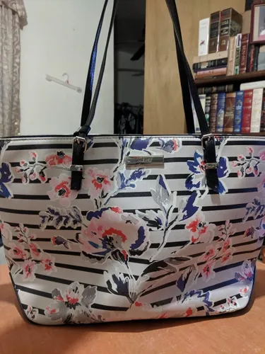Bolsa Nine West De Flores Y Monedero Env o gratis