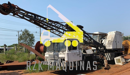 Imagem 4 de 8 de Guindaste Fnv Bucyrus Sobre Rodas Treliçado 45 Ton - 1070