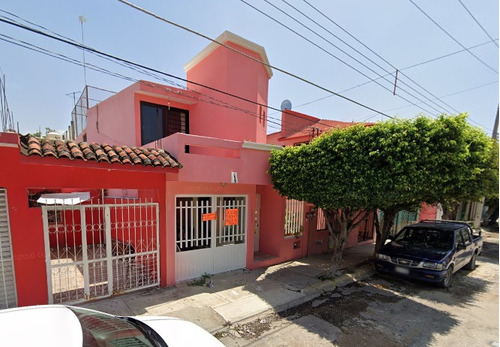 Casa En Remate Bancario En El Vergel, Tuxtla Gutierrez, Chis. (65% Debajo De Su Valor Comercial, Solo Recursos Propios, Unica Oportunidad) -ijmo2