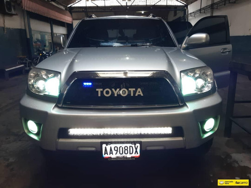 Toyota 4runner .
