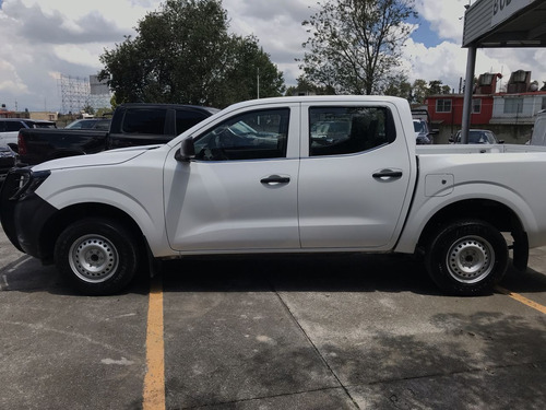 Imagen 5 de 15 de Nissan Np300 Doble Cabina 2020 2.5 S Mt
