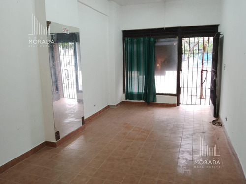 Venta Local Comercial Con Deposito En Parque Patricios Excelente Ubicacion