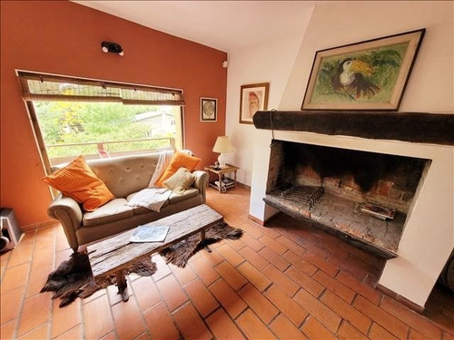 Hermosa Casa En 3 Niveles A 300 M Del Mar